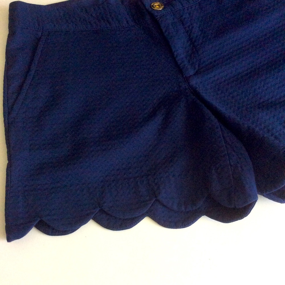 Lilly Pulitzer Scalloped Hem Shorts Sz 0 - Picture 6 of 13